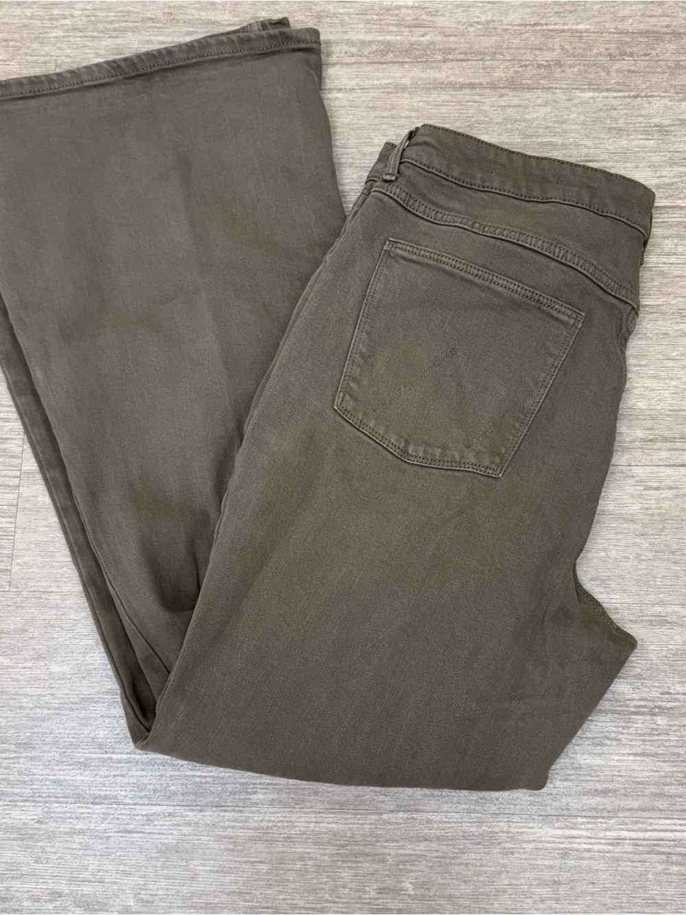 Wrangler Women's Flare Jeans in Brown
